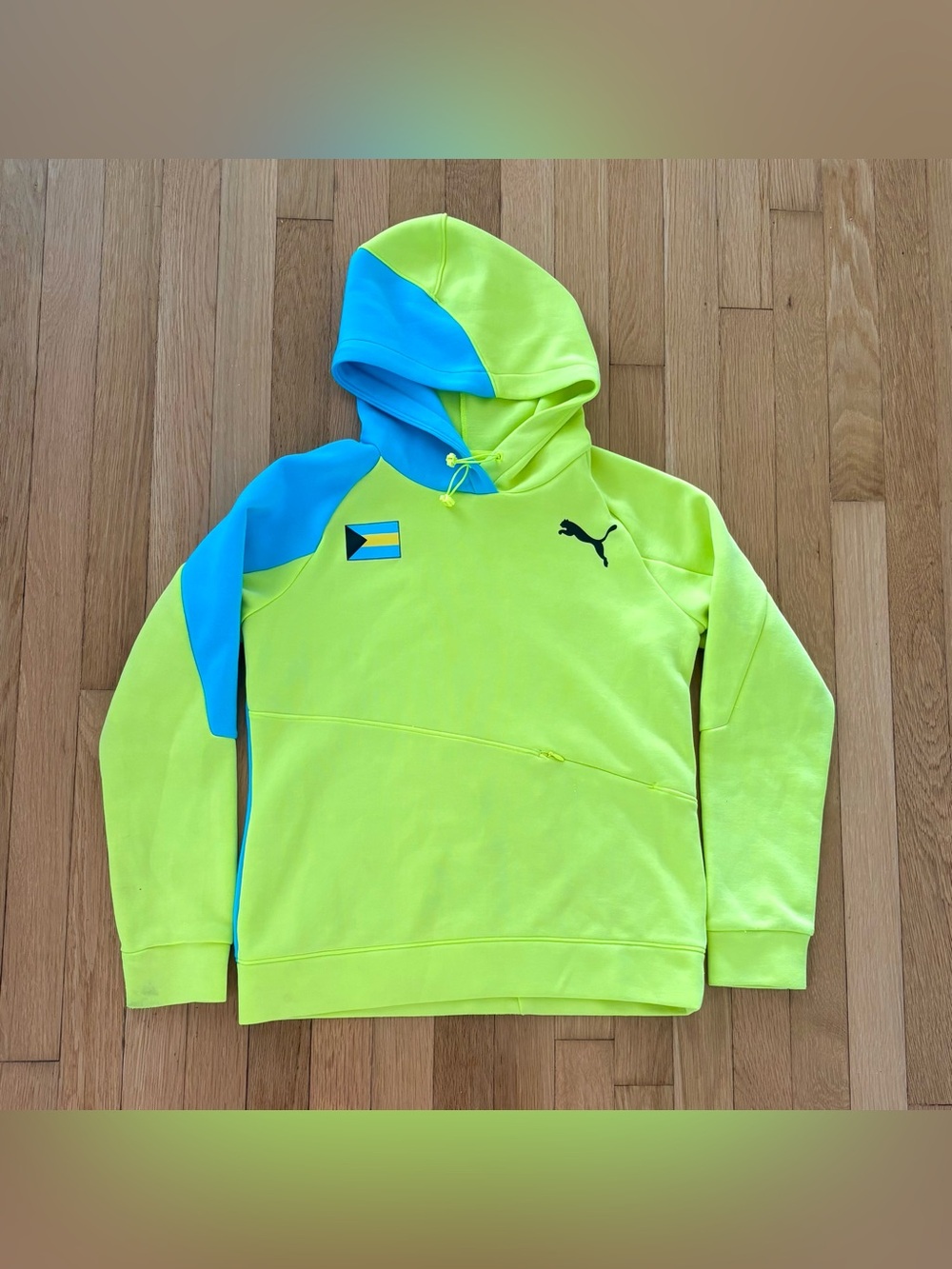 Puma Bahamas National Team Hoodie Unisex Small S Track Field 2020 Tokyo Olympics
